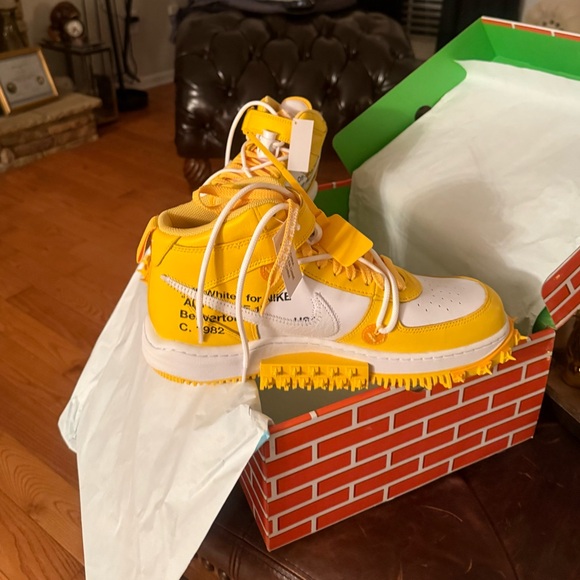 Kids Yellow and White High-Top Sneakers - Picture 9 of 11